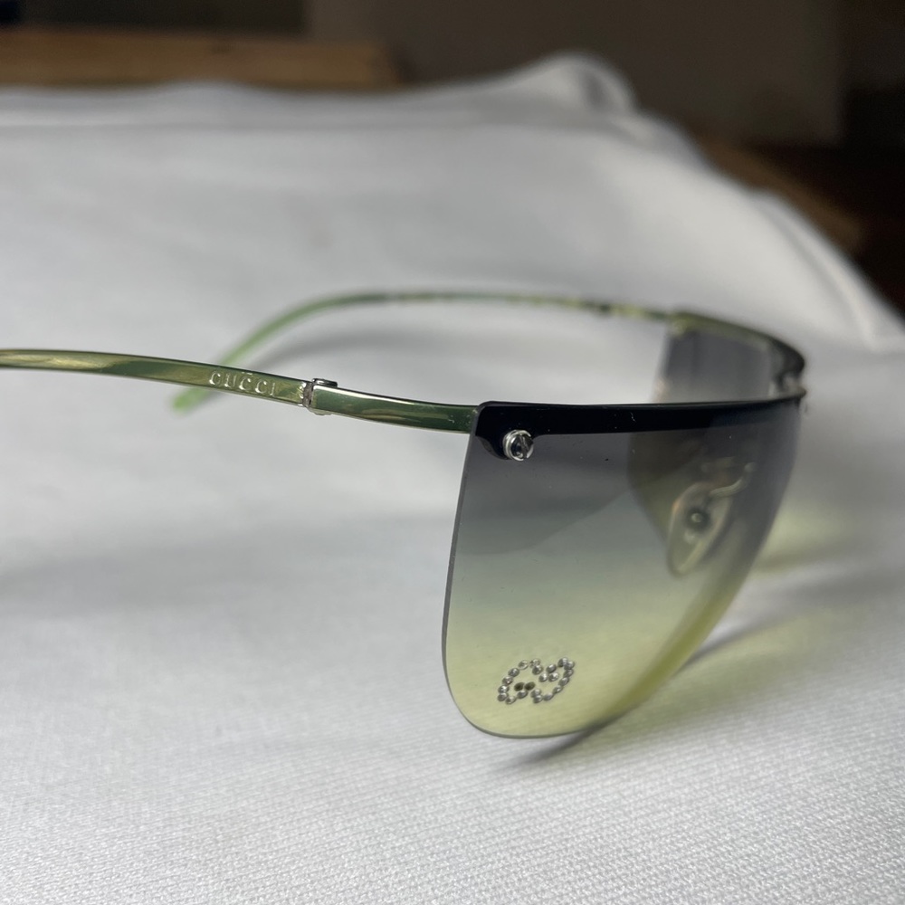 Vintage Y2K Gucci Rhinestone sunglasses - Picture 4 of 6